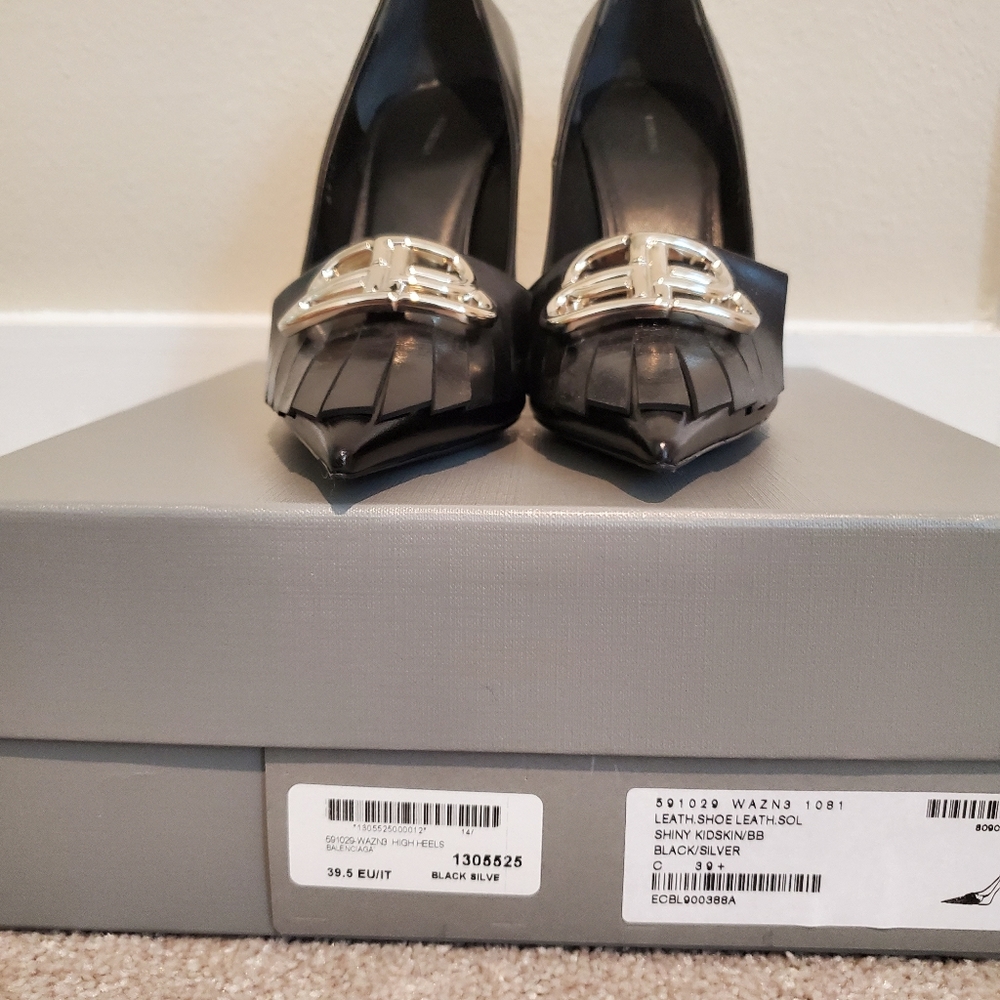 Balenciaga Knige BB logo Fringe pump - Picture 4 of 10